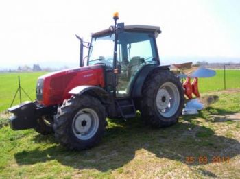 Tracteur Agricole Massey Ferguson 2440 ST-thumb