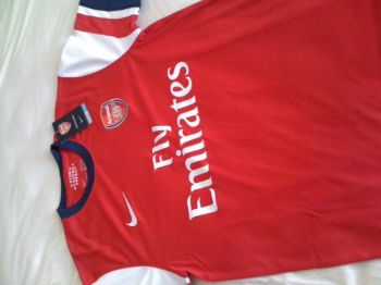 MAILLOT JERSEY ARSENAL FC Officiel Taille M NEUF-thumb